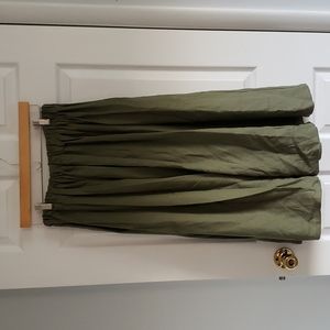 Cabbage Cottage hedgerow skirt linen